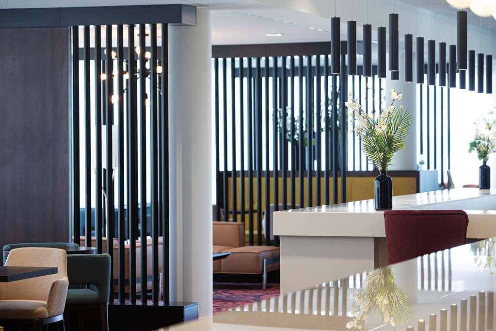 Отель Hampton By Hilton Toulouse Airport Бланьяк Ресторан фото